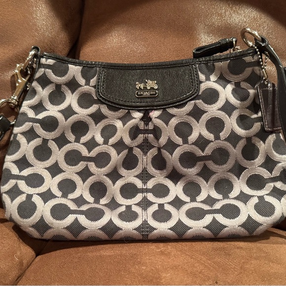Coach Handbags - Vintage 2000's Authentic Coach Madison Crossbody Bag